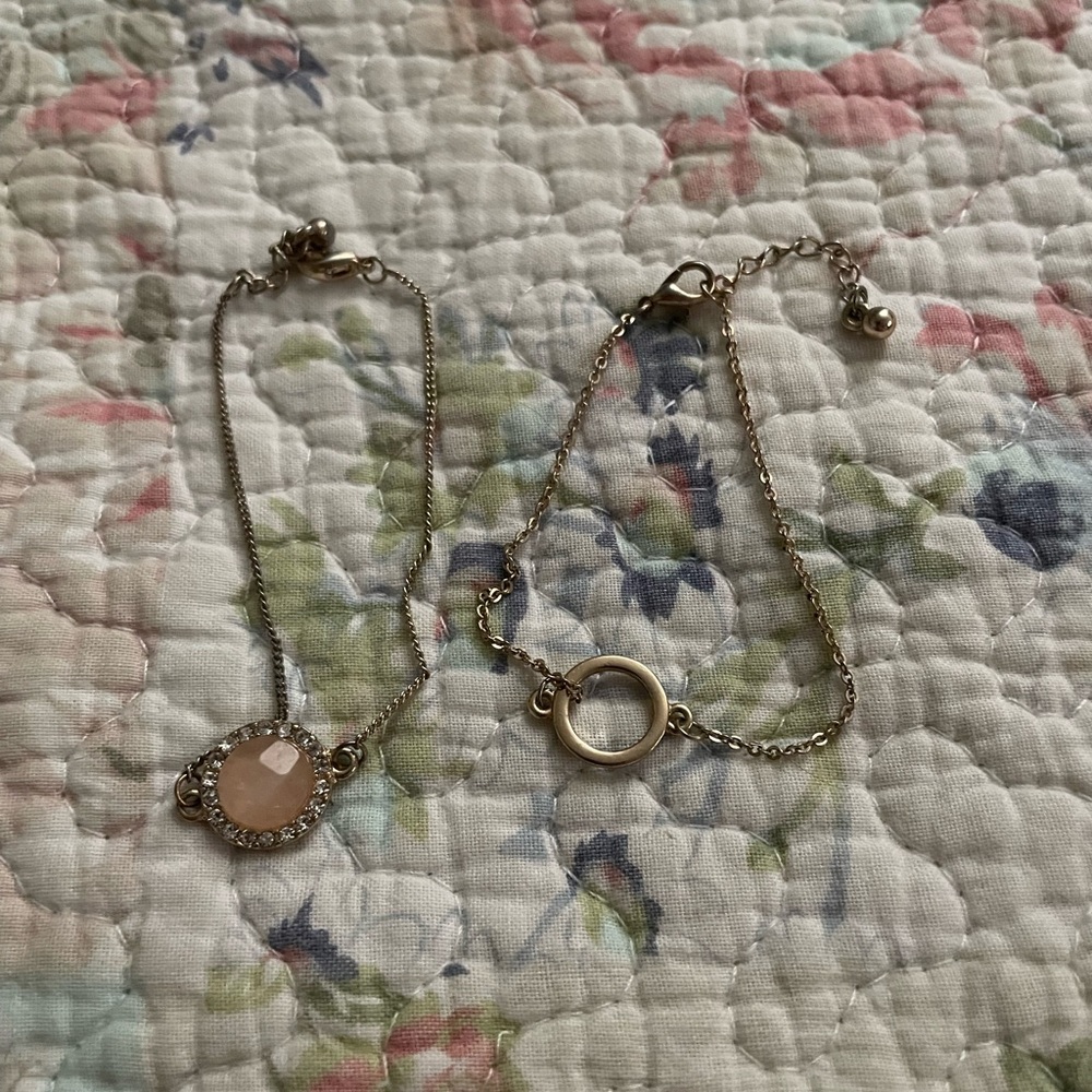 Elegant Gold and Pink Women's Bracelet